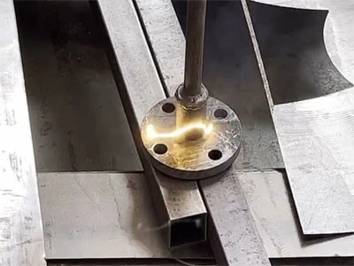 Laser cleaning on aluminum panel Laser cleaning on aluminum panel